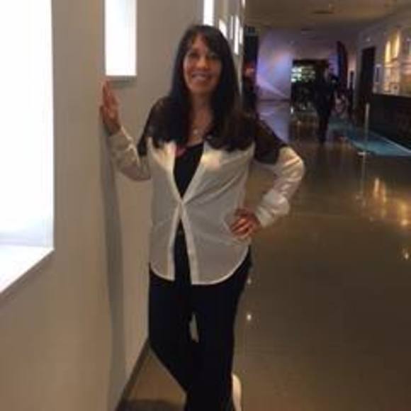 Meet your Posher, Patti - Picture 1 of 8